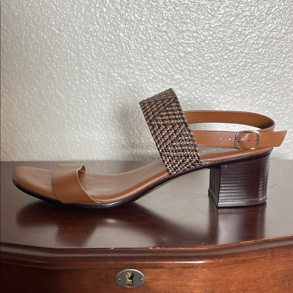 Italian Shoemakers Brown Woven-Strap Ankle-Strap Block-Heel Sandals